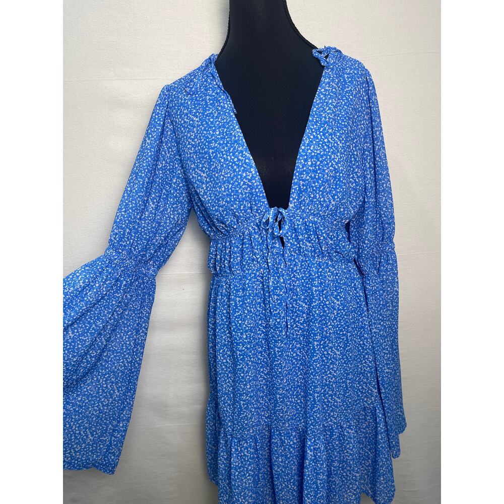 Missguided Blue Floral Flowy Mini Dress Size 8 Medium Bell Sleeve Boho - Picture 5 of 10